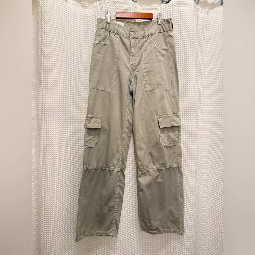 Zara Pale Green Cargo Pants - Size 4